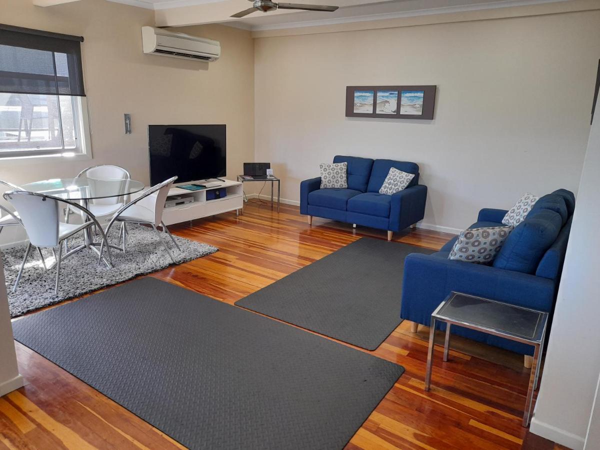 Airlie Apartments Airlie Beach Ngoại thất bức ảnh
