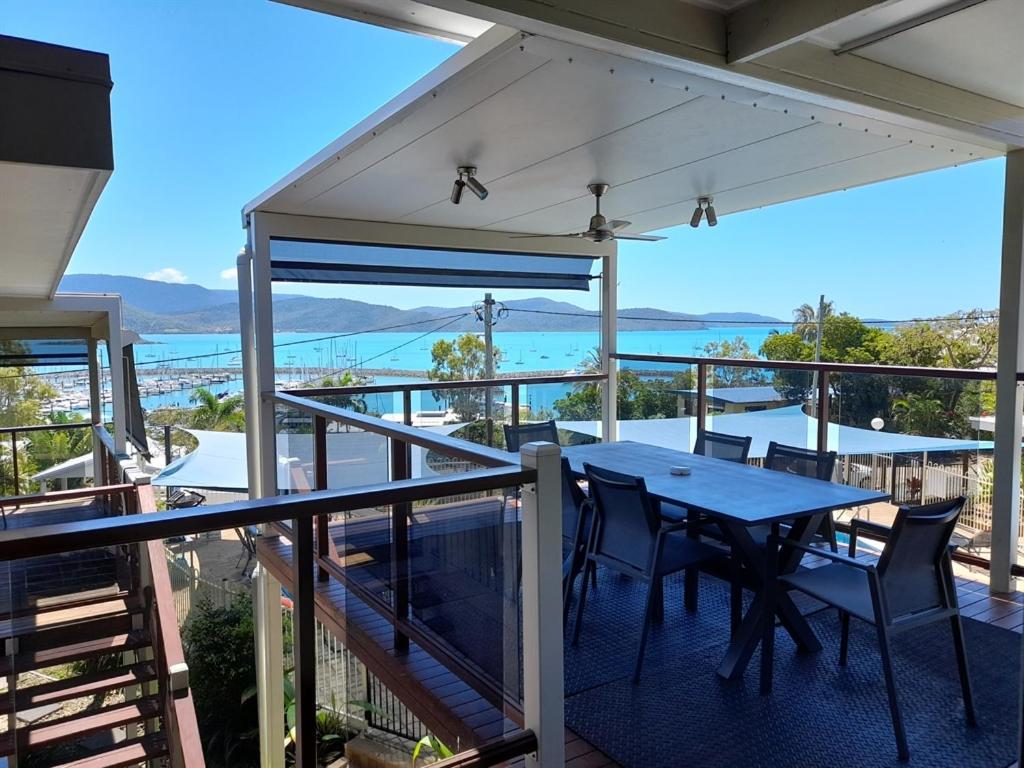 Airlie Apartments Airlie Beach Ngoại thất bức ảnh