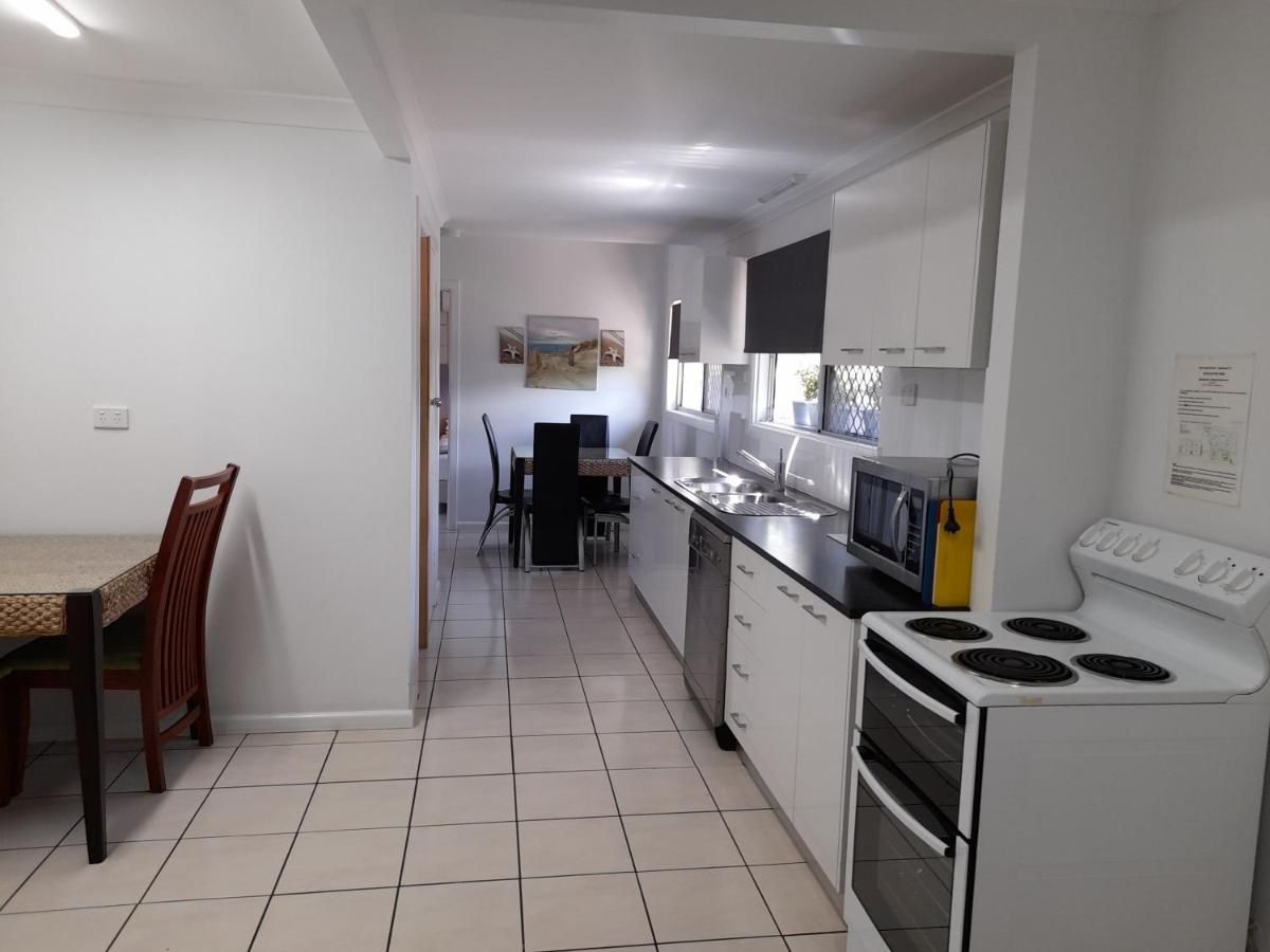 Airlie Apartments Airlie Beach Ngoại thất bức ảnh