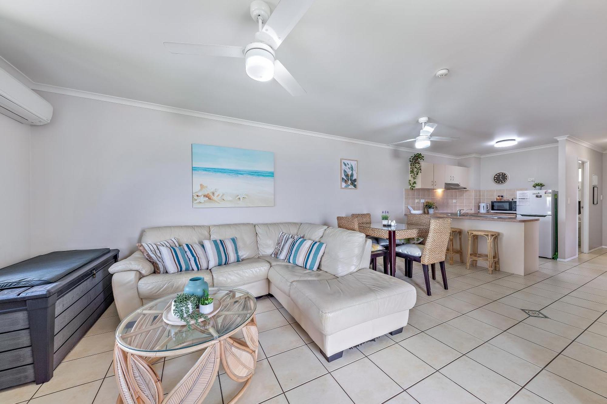 Airlie Apartments Airlie Beach Ngoại thất bức ảnh
