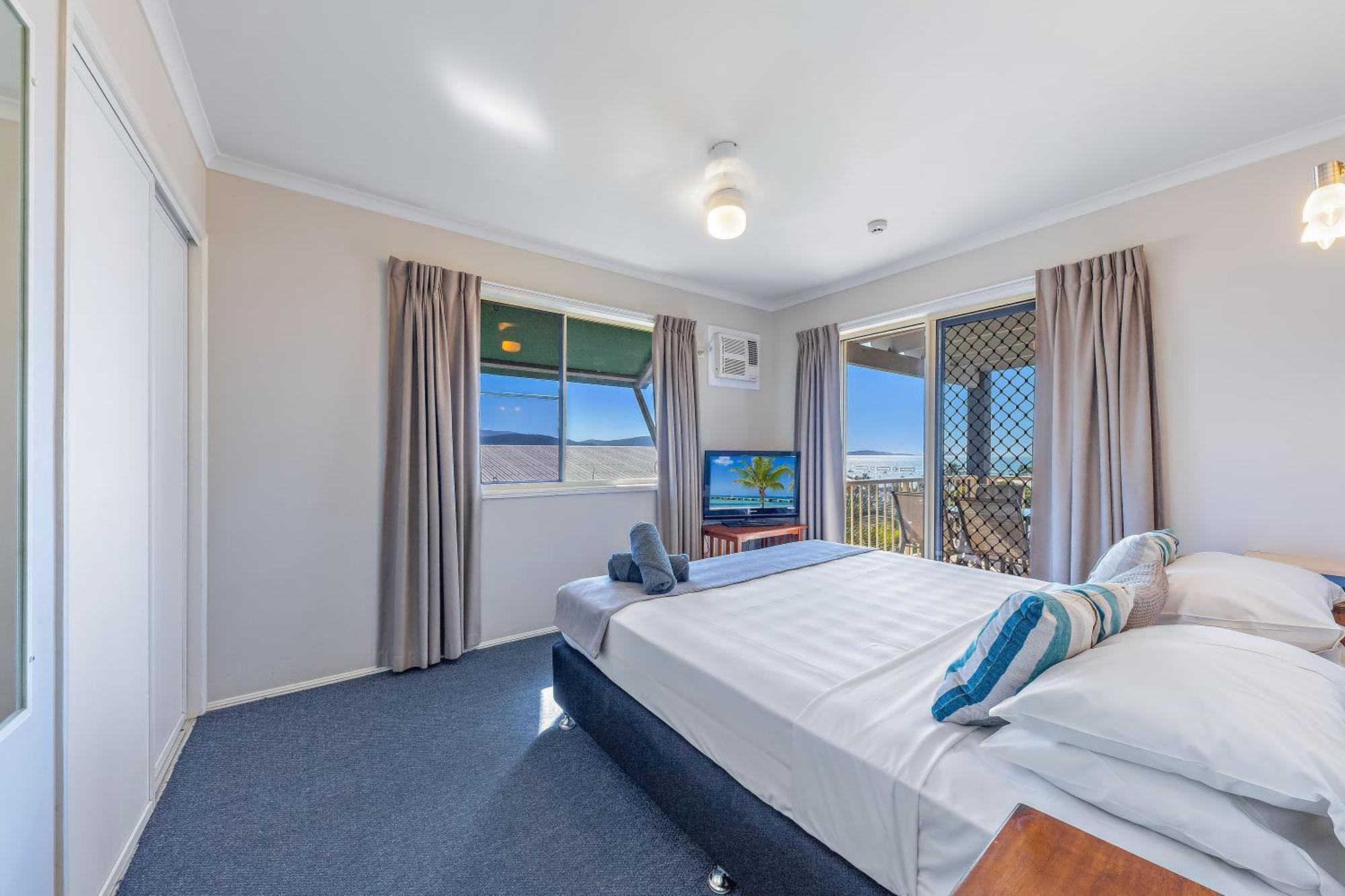 Airlie Apartments Airlie Beach Ngoại thất bức ảnh